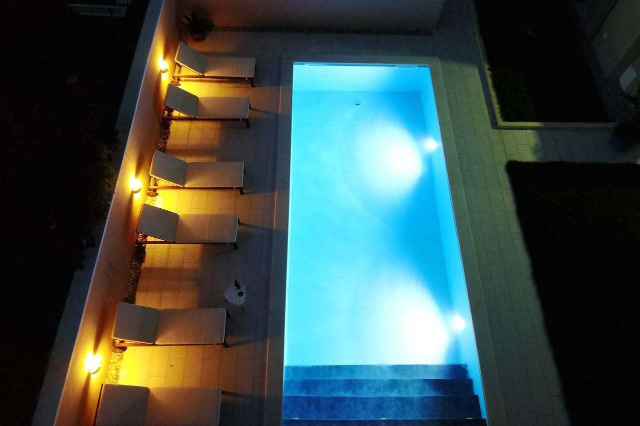 Lotos Apartment Zadar