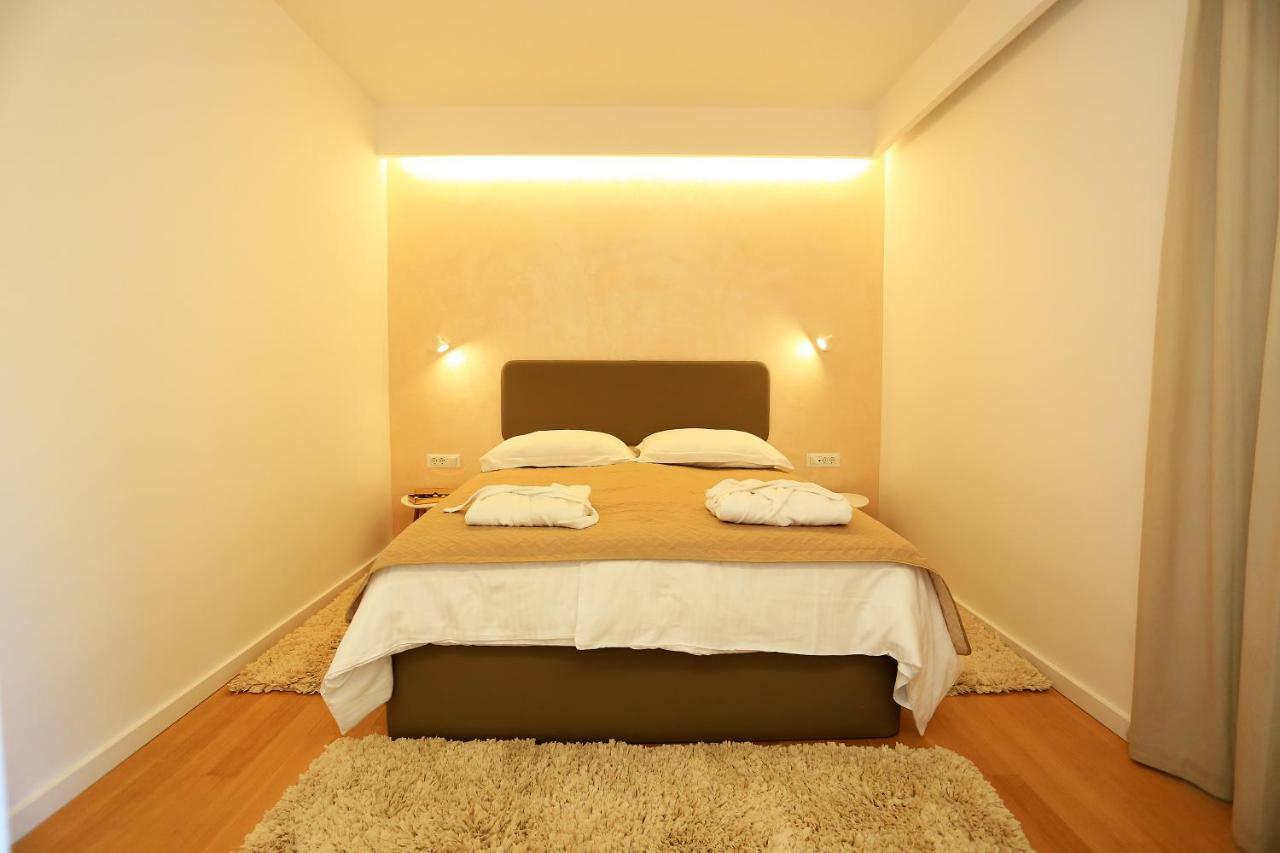 Lotos Apartment Zadar