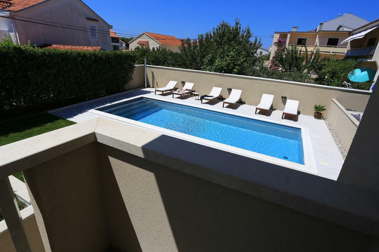 Lotos Apartment
