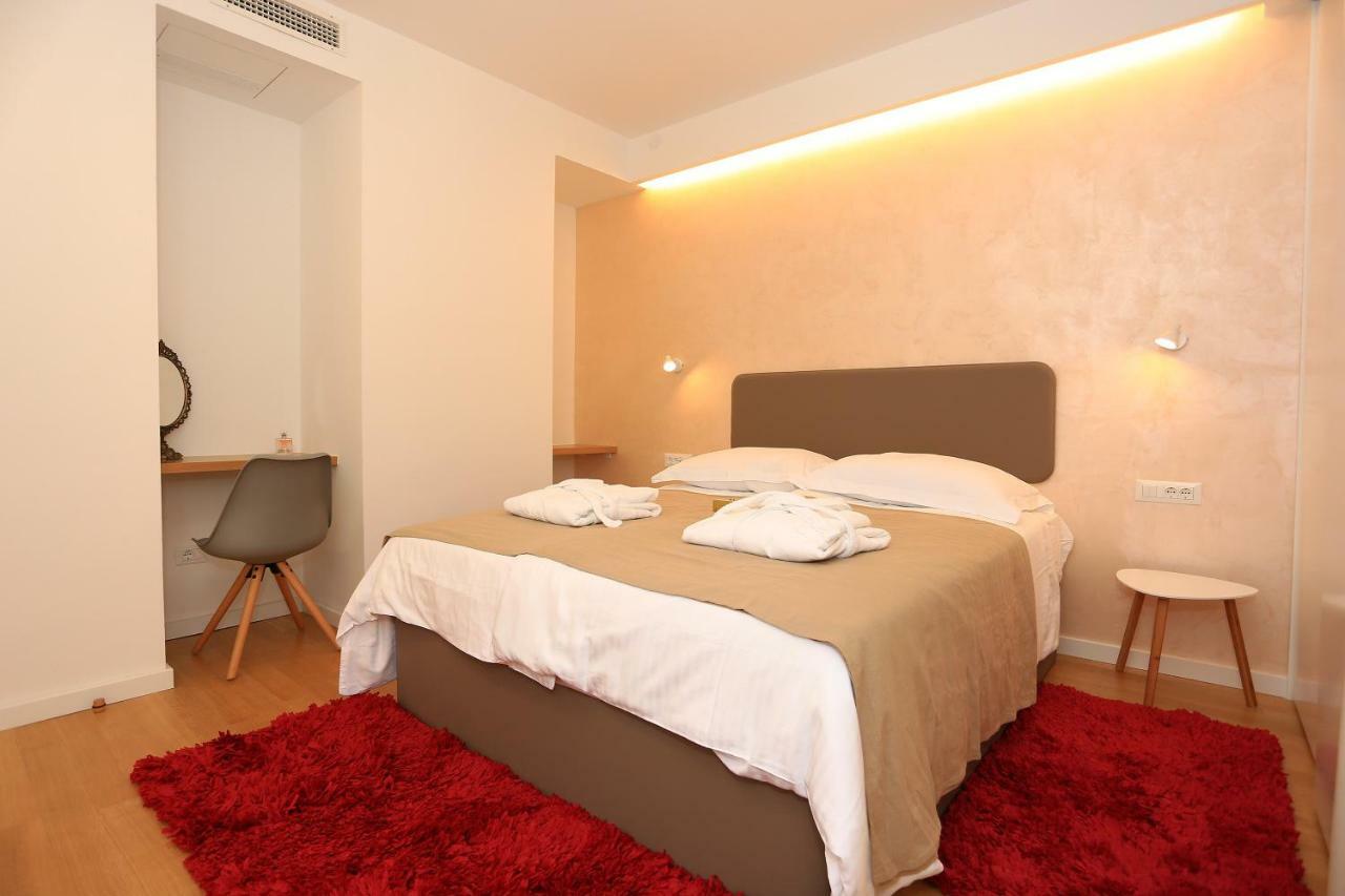 Apartment Lotos *